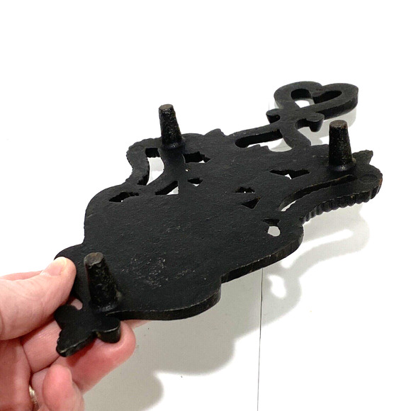 Black cast iron trivet ornate hearts motif primitive hearth country farmhouse - Picture 7 of 7